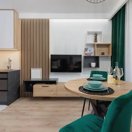 Deluxe Cracow Ariańska By Renters *