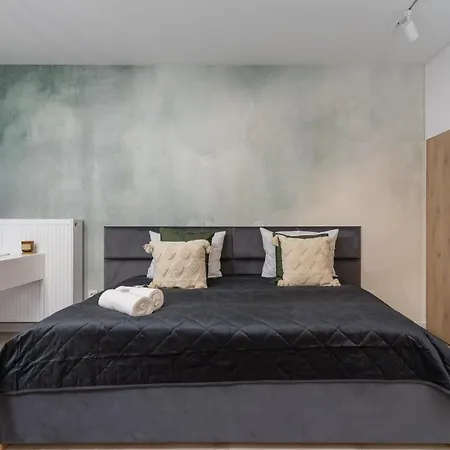 Deluxe Cracow Arianska By Renters Апартаменты Краков