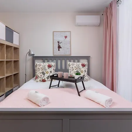 Appartamento Deluxe Cracow Arianska By Renters Cracovia