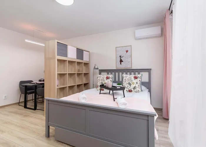 Deluxe Cracow Arianska By Renters